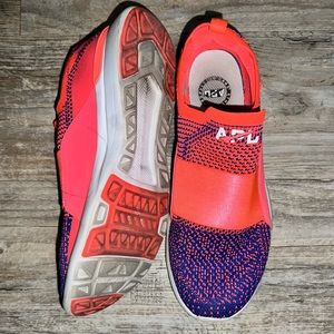 APL slip on shoes